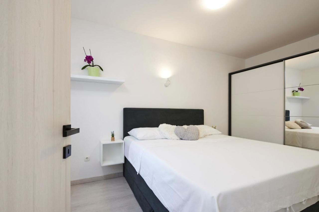 Apartment Josip Ciovo Trogir Eksteriør billede